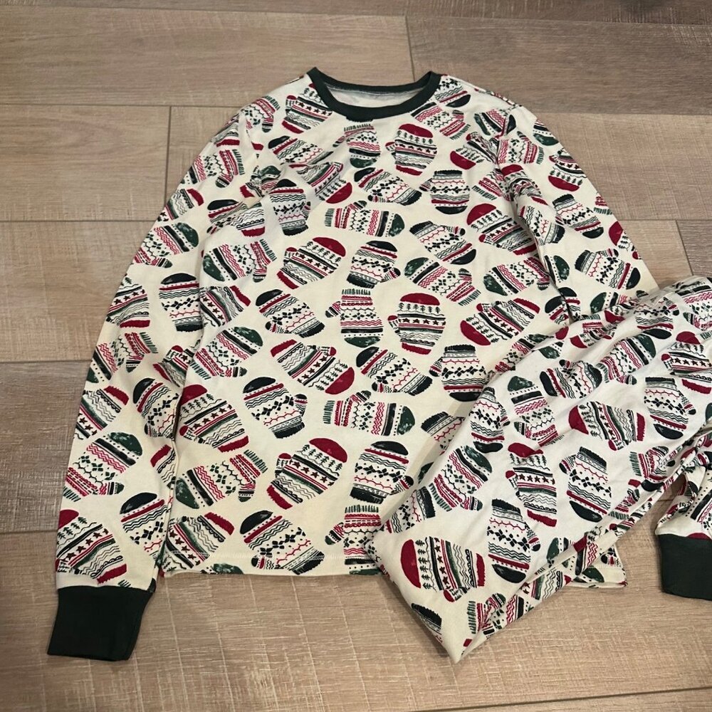 BURTS BEES BABYS WOMENS XS MITTEN RED AND GREEN ORGANIC COTTON PAJAMAS
